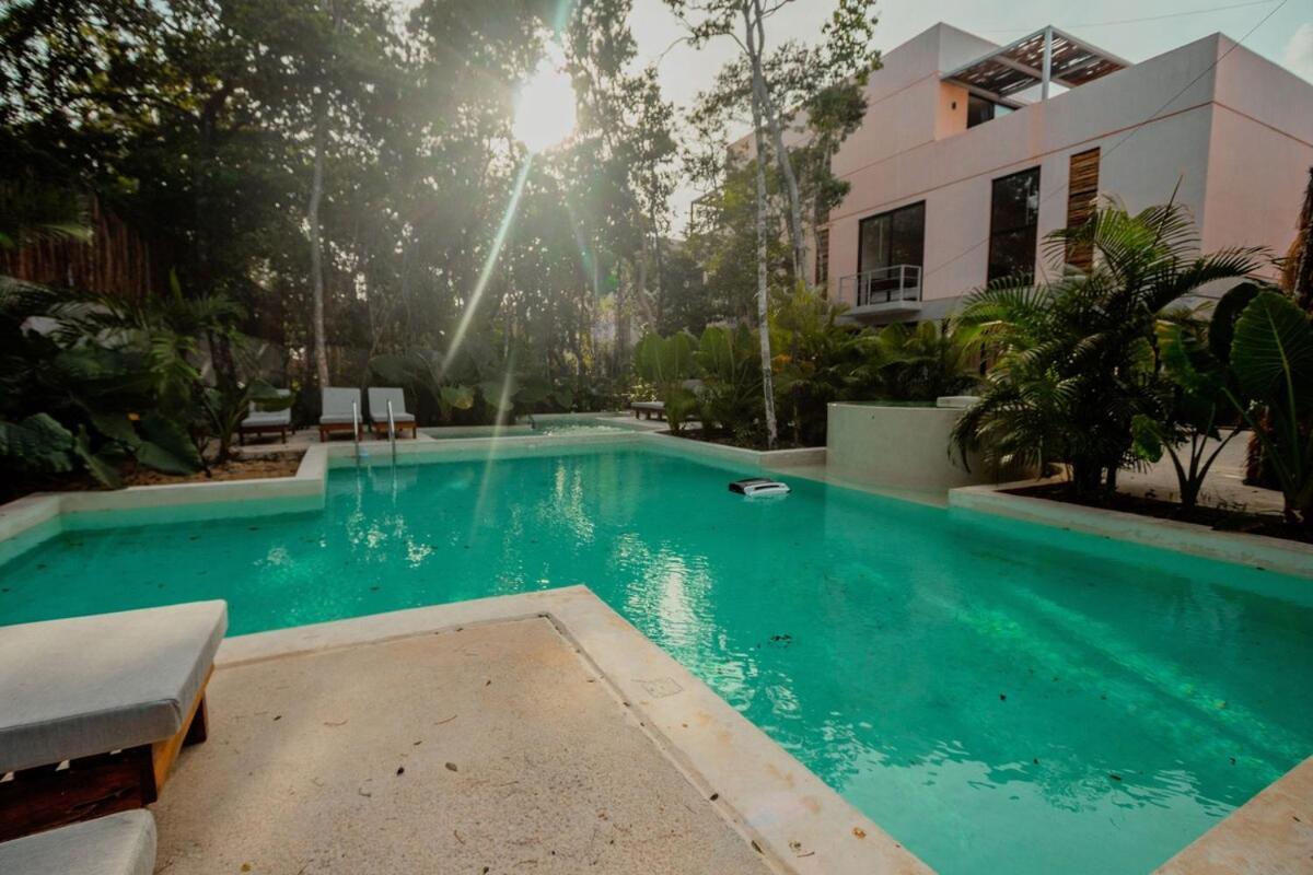 Luxury-8 Min To Beach-private Jacuzzi & Pool